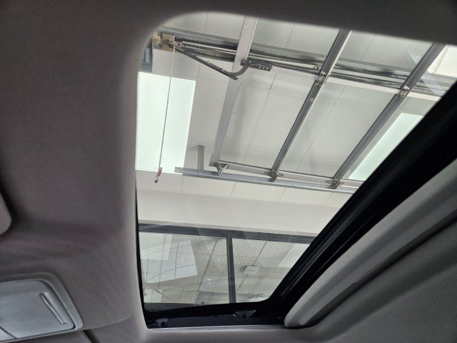 Used 2023 Honda CR-V EX-L image 23