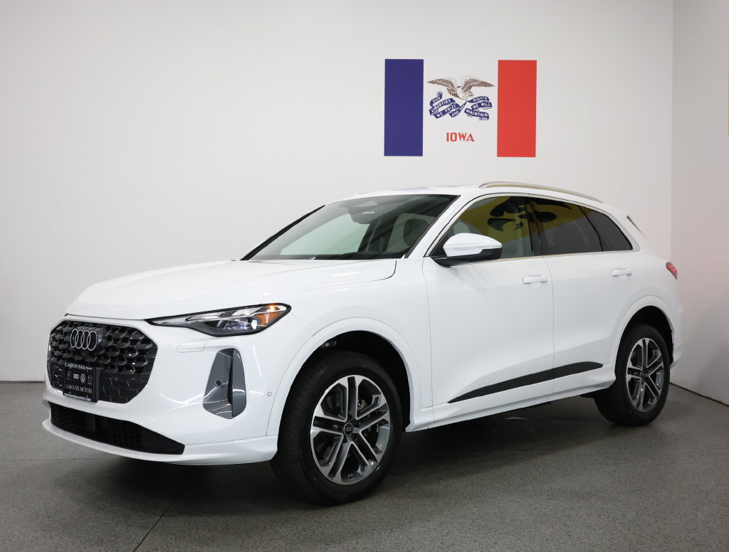 Used 2025 Audi Q5 Premium w/ Convenience Package AWD/4WD image 8