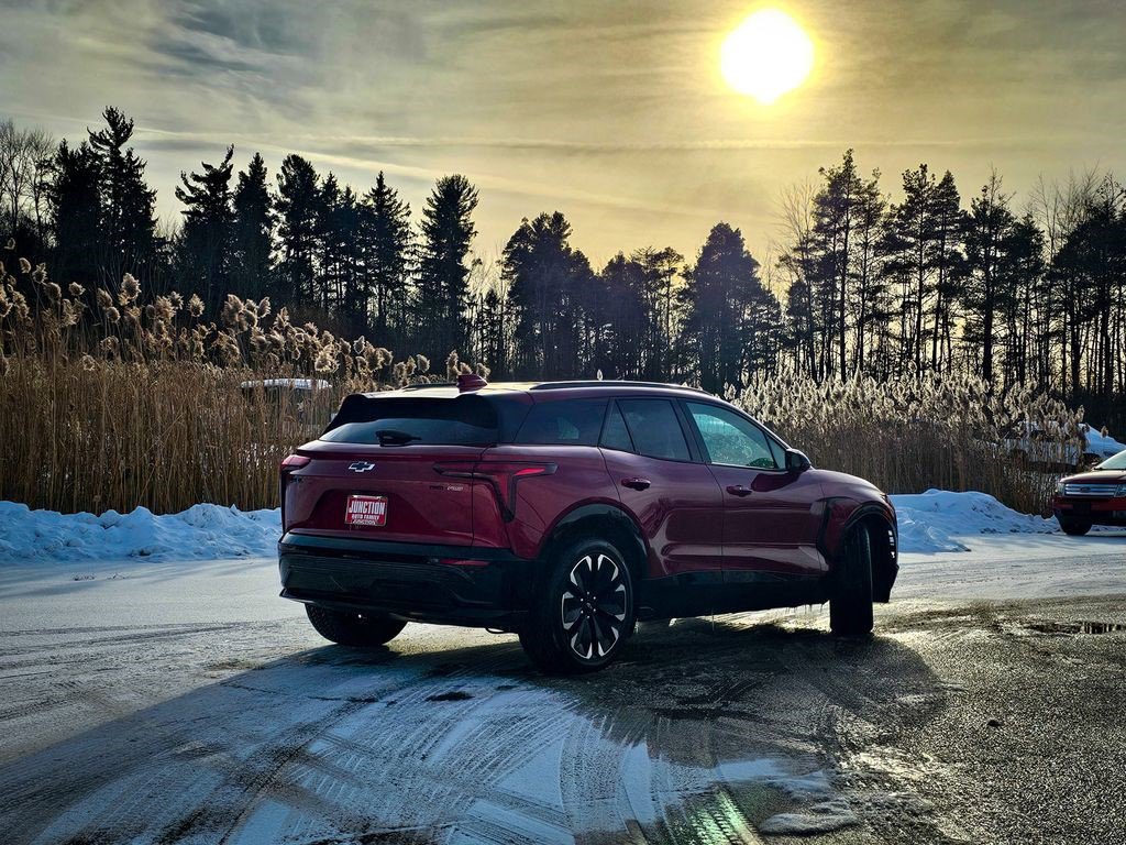 Certified 2024 Chevrolet Blazer EV RS image 4