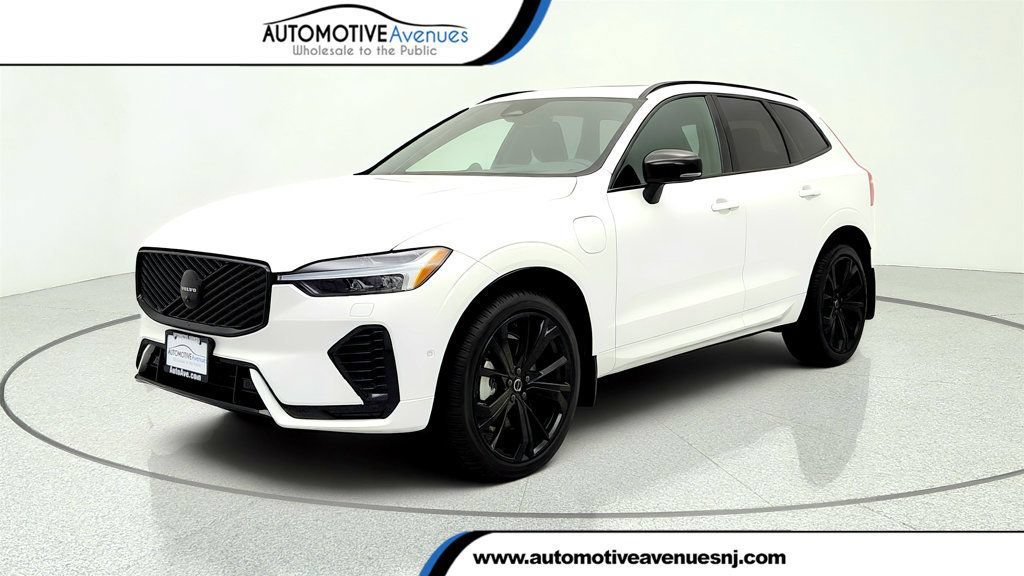 Used 2026 Volvo XC60 T8 Ultra w/ Climate Package