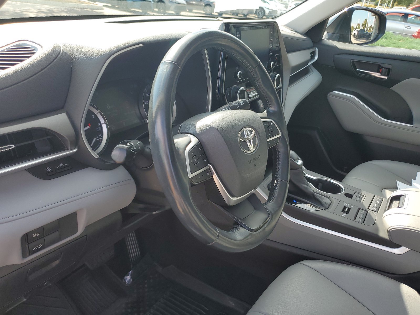 Certified 2022 Toyota Highlander XLE AWD/4WD image 20