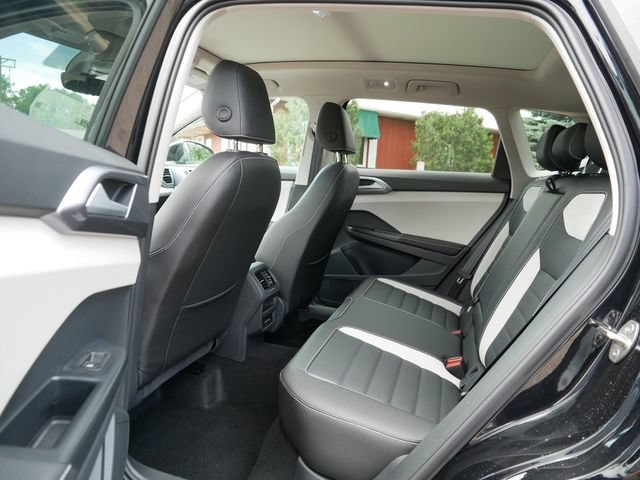 New 2026 Volkswagen Taos SEL AWD/4WD image 8