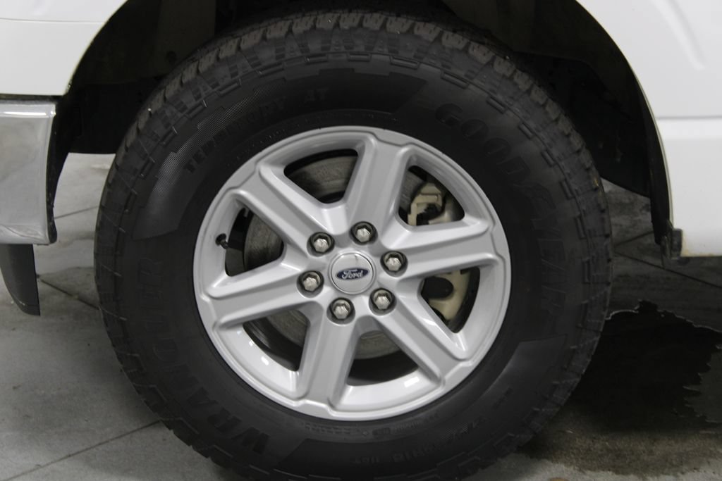 Used 2022 Ford F150 Lariat w/ Trailer Tow Package AWD/4WD image 19