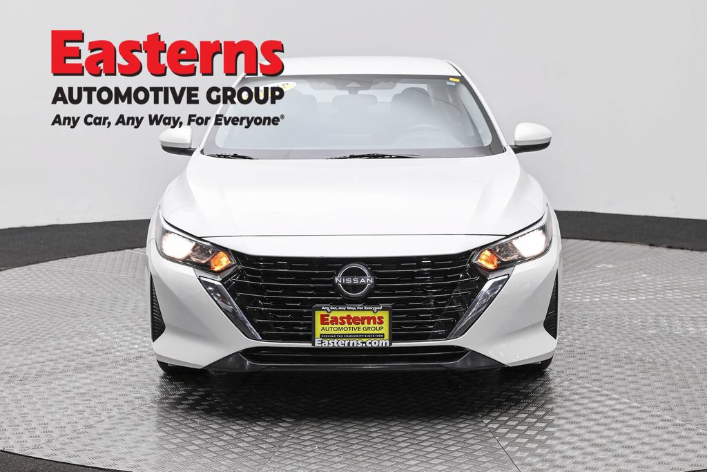 Used 2024 Nissan Sentra SV FWD image 4