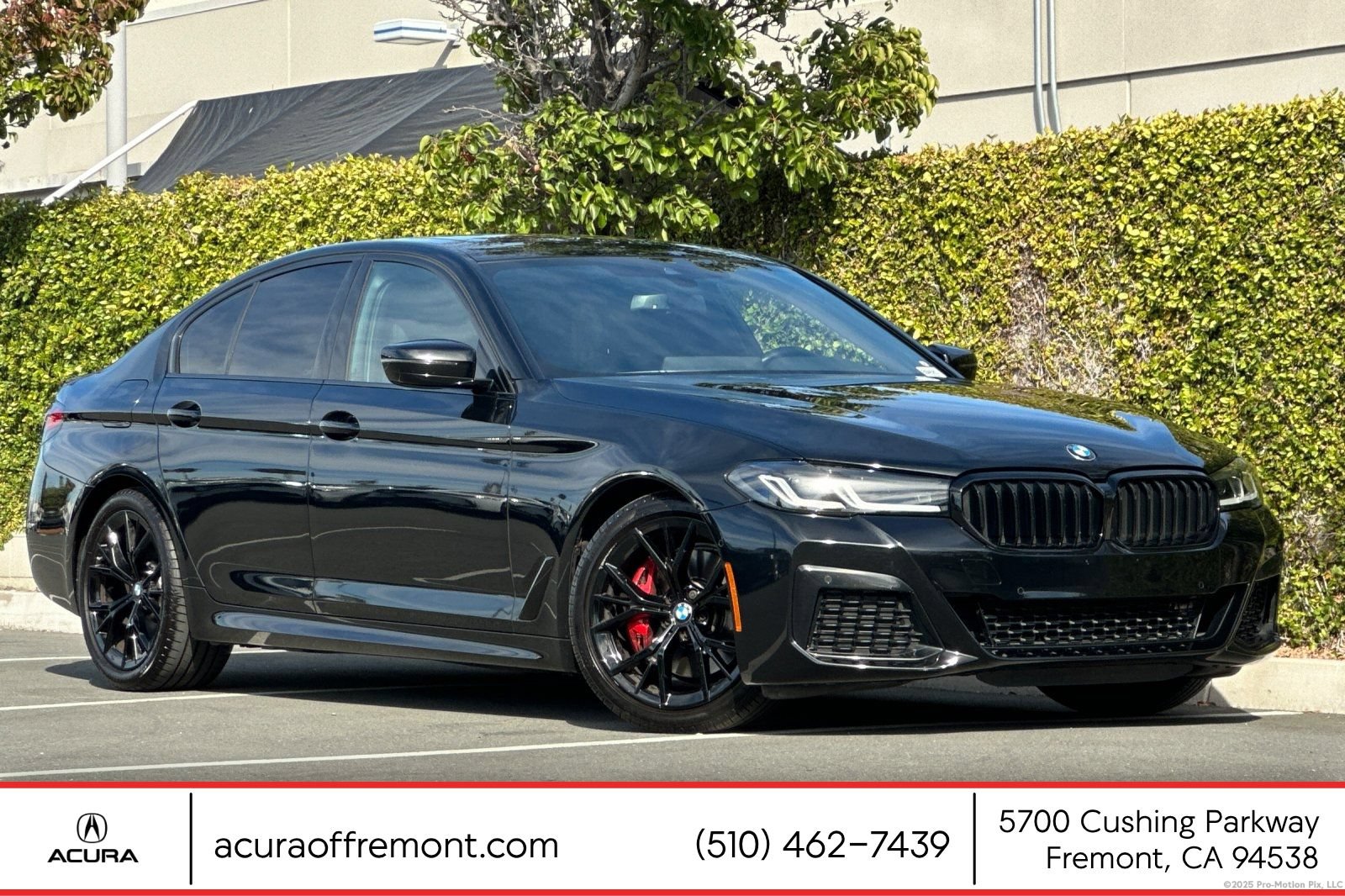 Used 2023 BMW 530i w/ M Sport Package RWD image 1