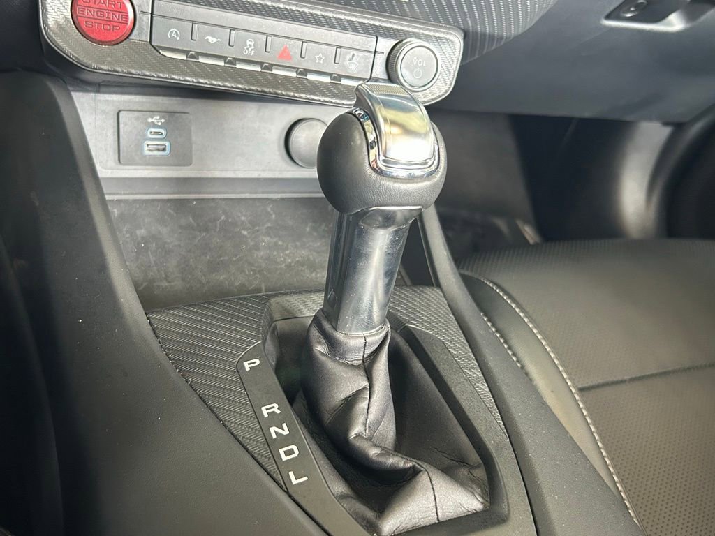 Used 2025 Ford Mustang Premium RWD image 22