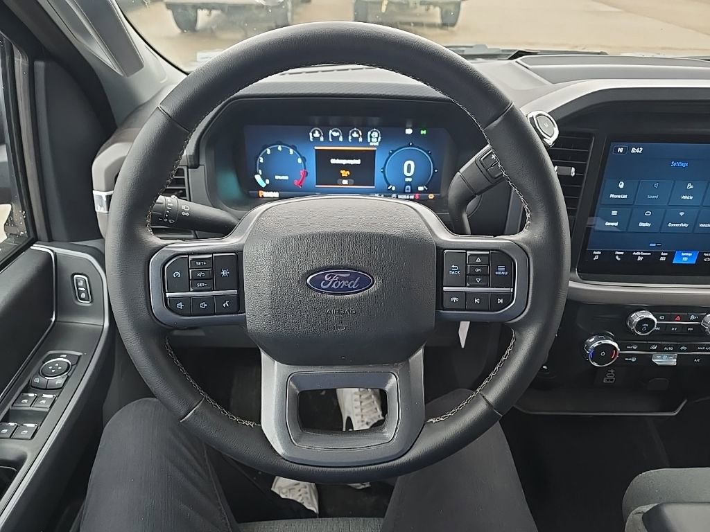 Used 2025 Ford F150 XLT w/ Equipment Group 301A Standard image 15
