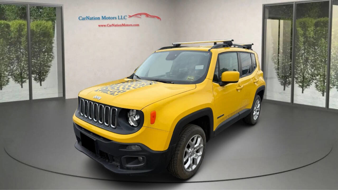 Used 2017 Jeep Renegade Latitude image 1