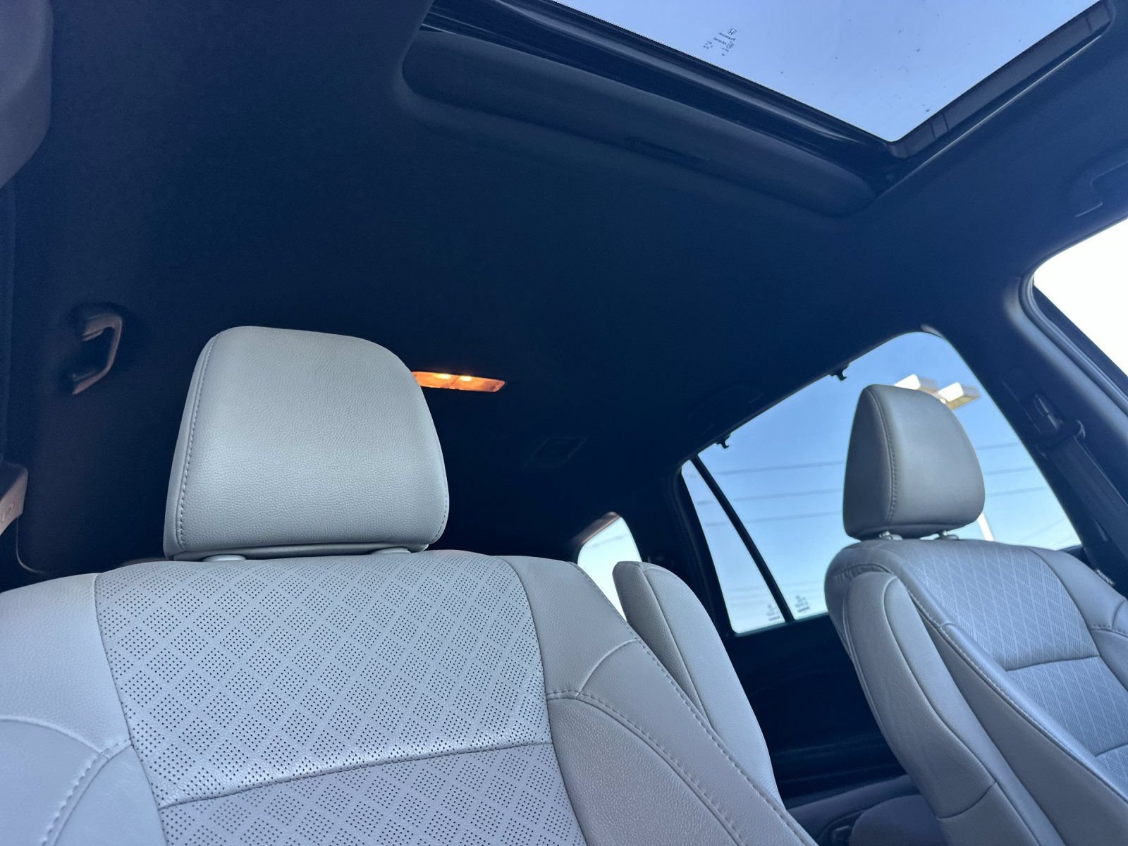 Used 2020 Honda Passport Elite image 16