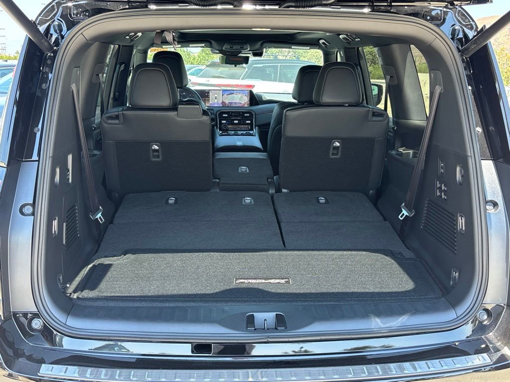 New 2025 Nissan Armada PRO-4X w/ Pro-4X Premium Package image 23