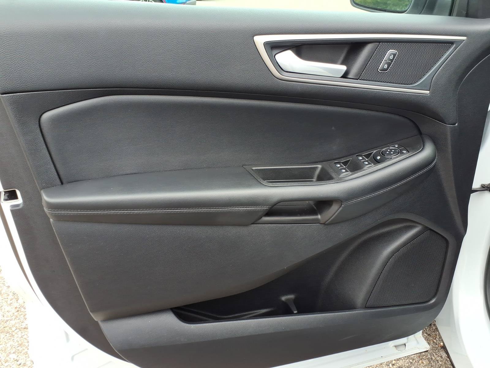 Used 2021 Ford Edge SEL w/ Convenience Package AWD/4WD image 15