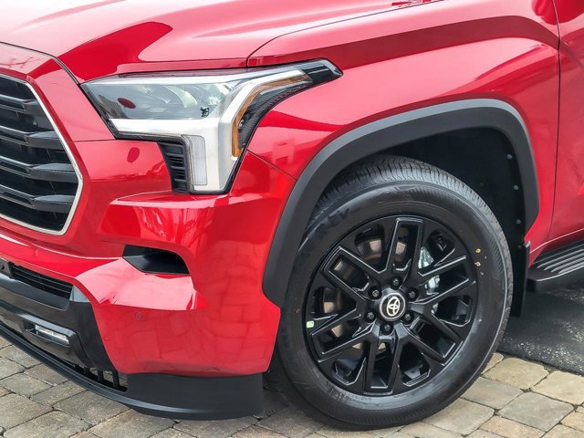 Used 2026 Toyota Sequoia Limited AWD/4WD image 4