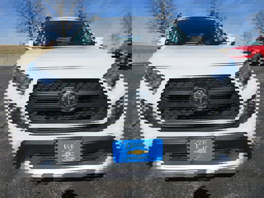 Used 2024 Toyota RAV4 Adventure image 8