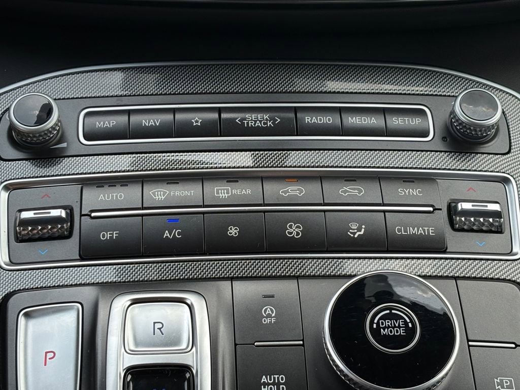 Used 2023 Hyundai Santa Fe SEL w/ Premium Package FWD image 30