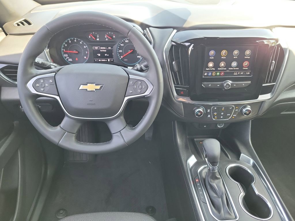 Used 2023 Chevrolet Traverse LT image 4