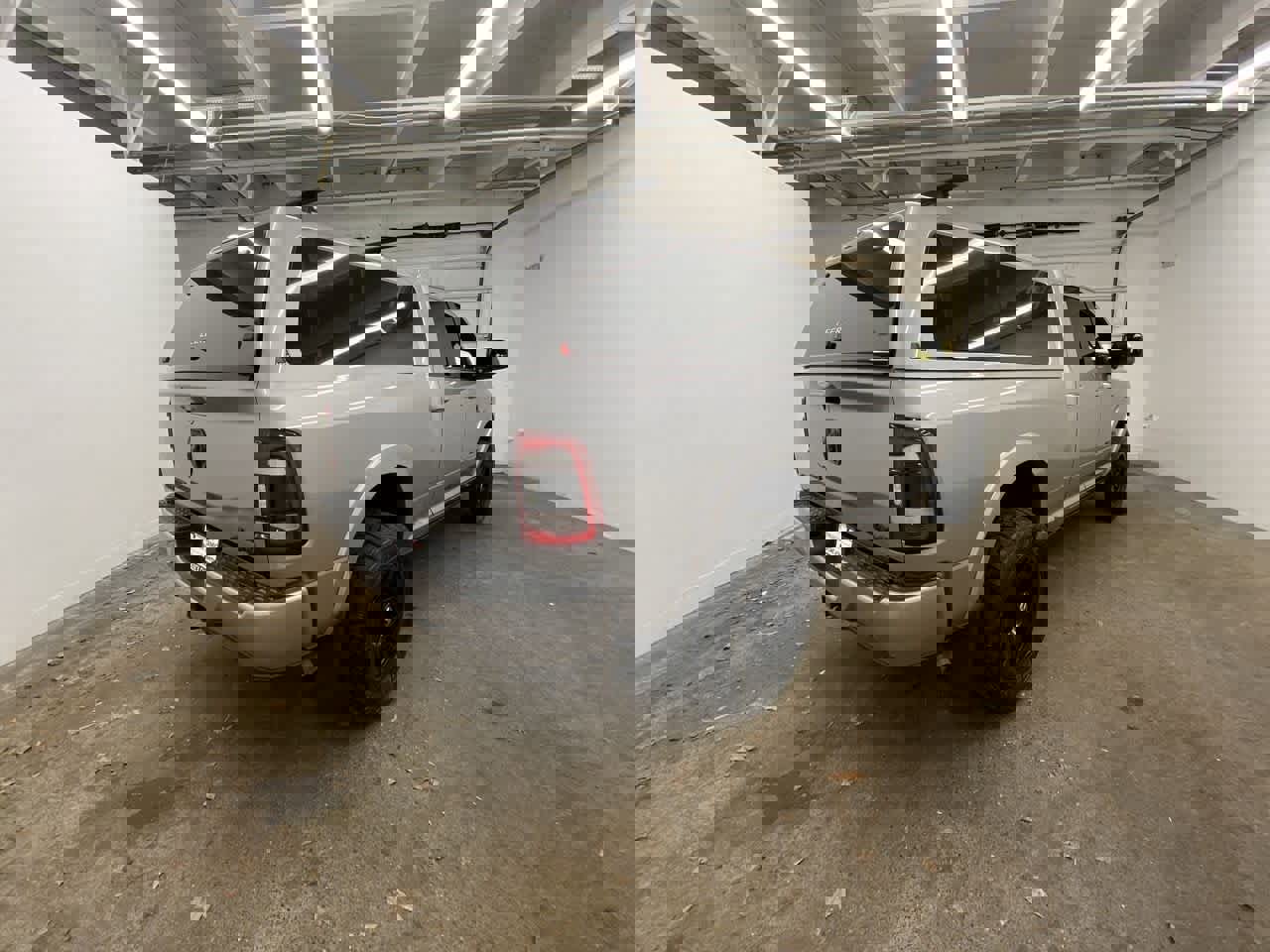 Used 2020 RAM 3500 Laramie image 6