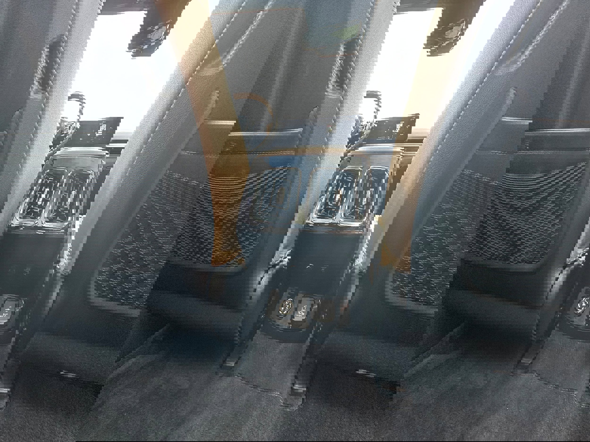 Used 2025 Kia Sorento SX Prestige w/ Olive Brown Leather Package image 22