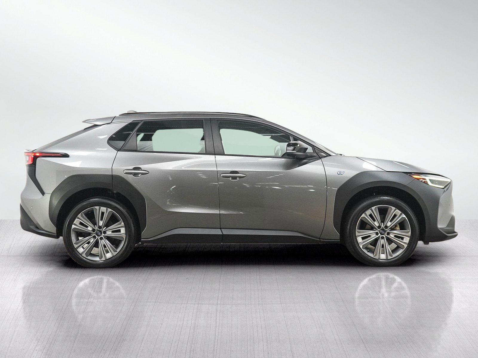 Used 2023 Subaru Solterra AWD image 6