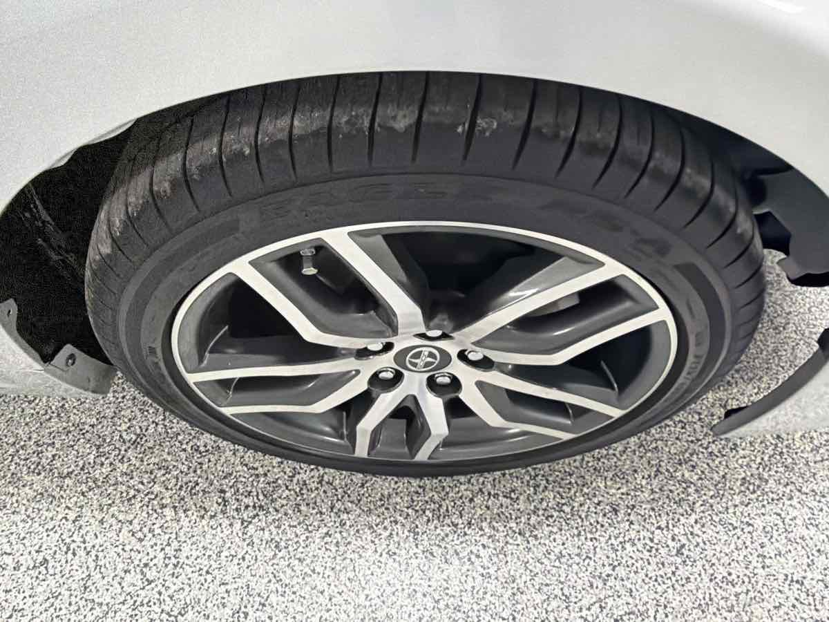 Used 2014 Scion tC image 37