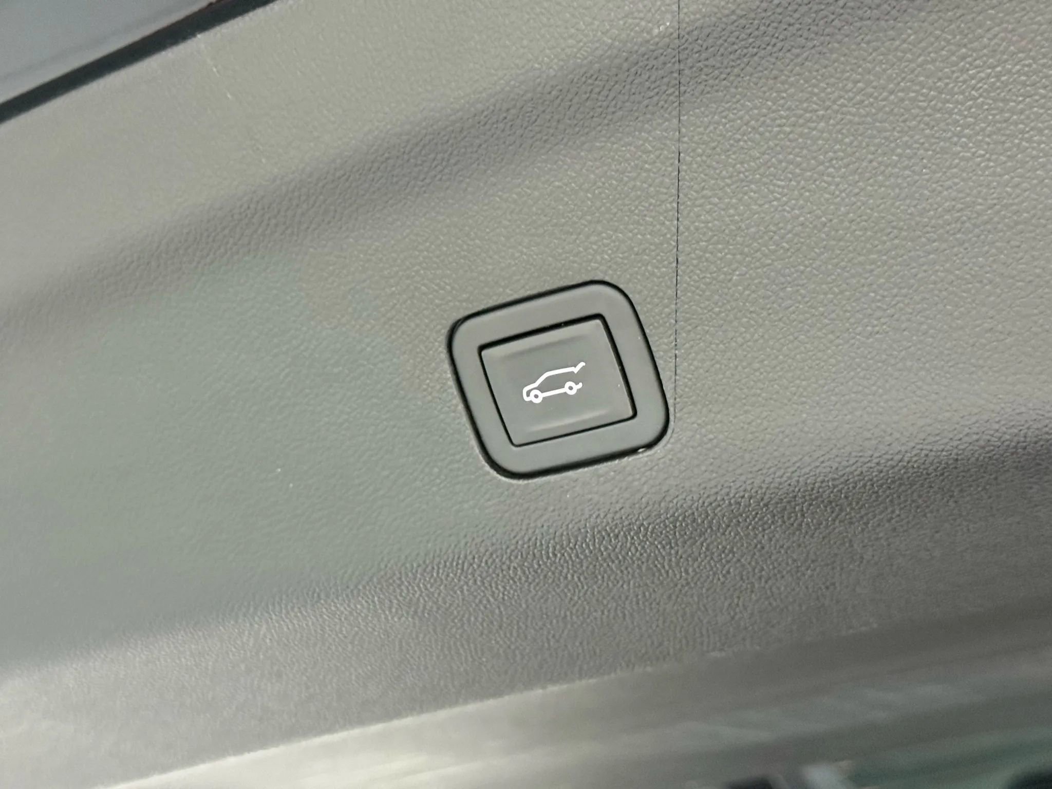 Used 2024 GMC Yukon SLT image 66