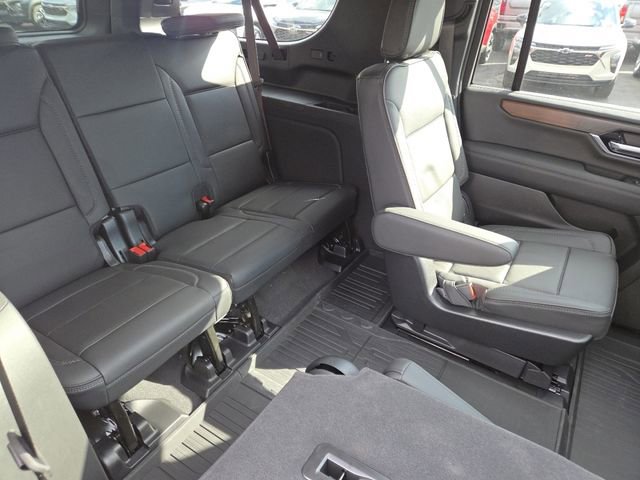 New 2026 GMC Yukon XL Denali w/ Denali Reserve Package image 32