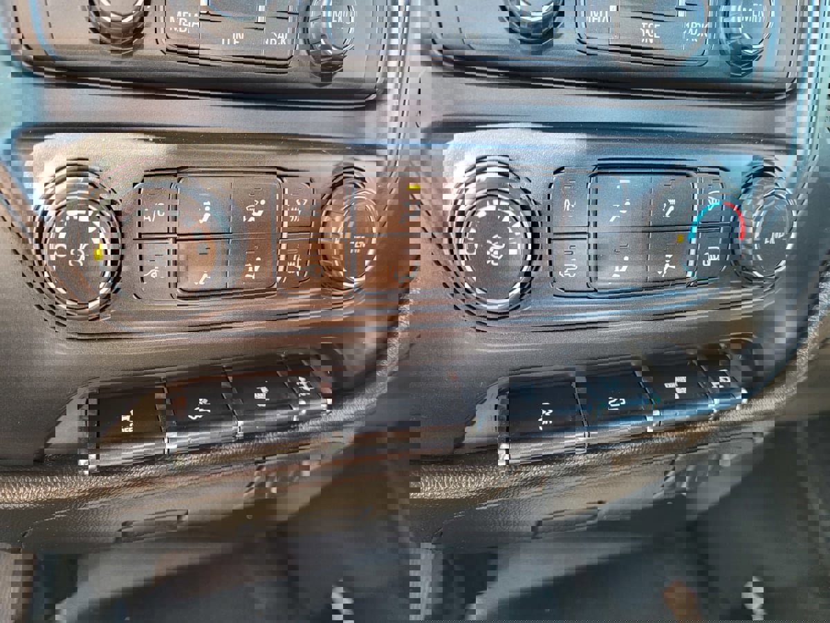 Used 2015 Chevrolet Silverado 3500 W/T w/ WT Convenience Package image 18