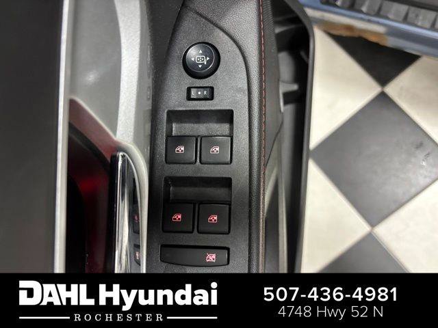 Used 2011 GMC Terrain SLT w/ Cargo Package AWD/4WD image 11