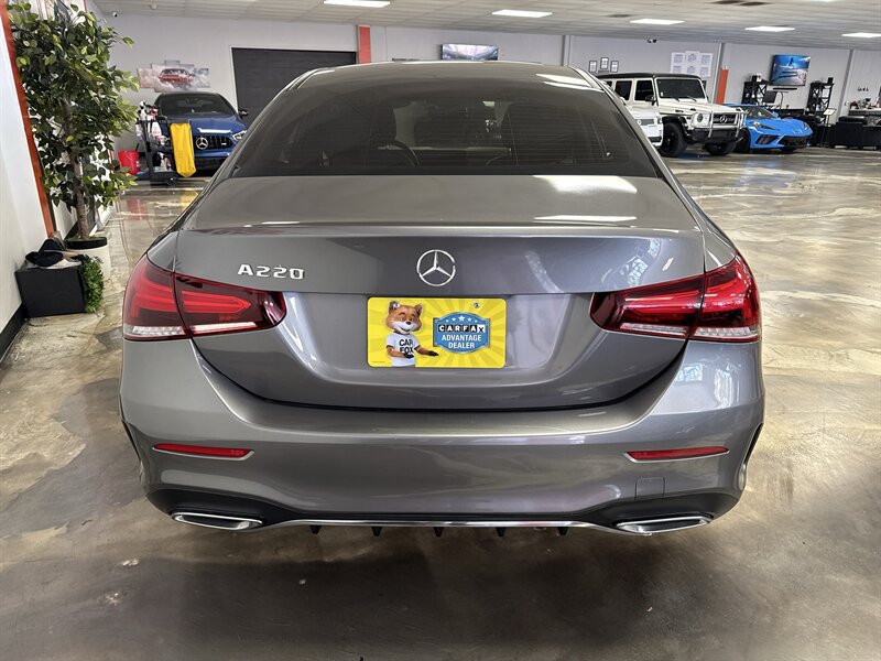 Used 2019 Mercedes-Benz A 220 w/ AMG Line image 6
