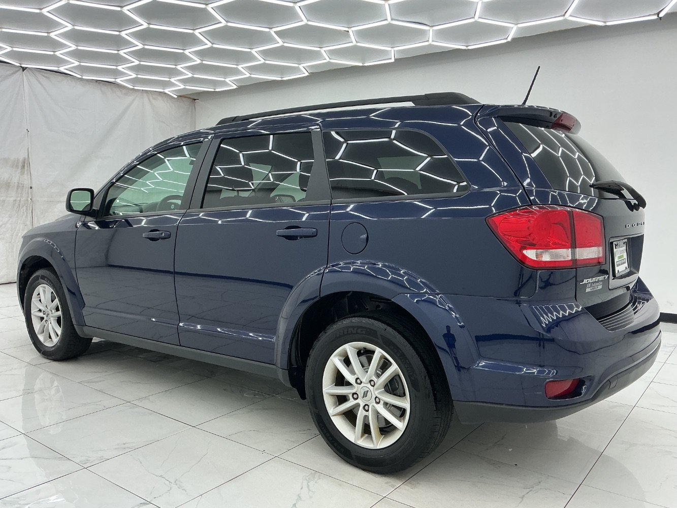 Used 2018 Dodge Journey SXT w/ Premium Group FWD image 11
