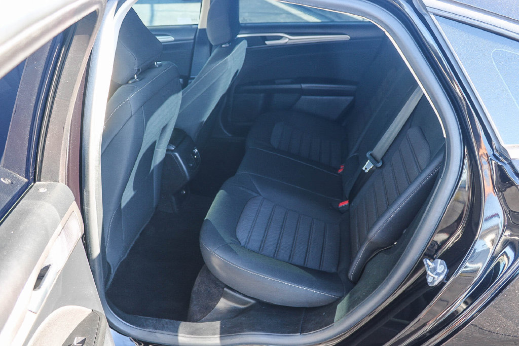 Certified 2020 Ford Fusion SE AWD/4WD image 22
