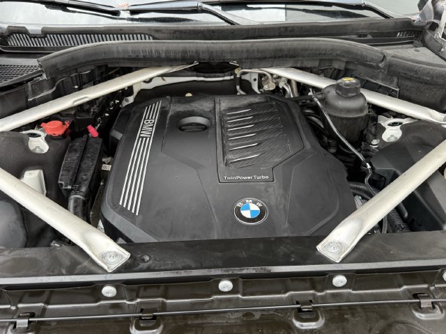Used 2020 BMW X7 xDrive40i w/ Premium Package AWD/4WD image 36