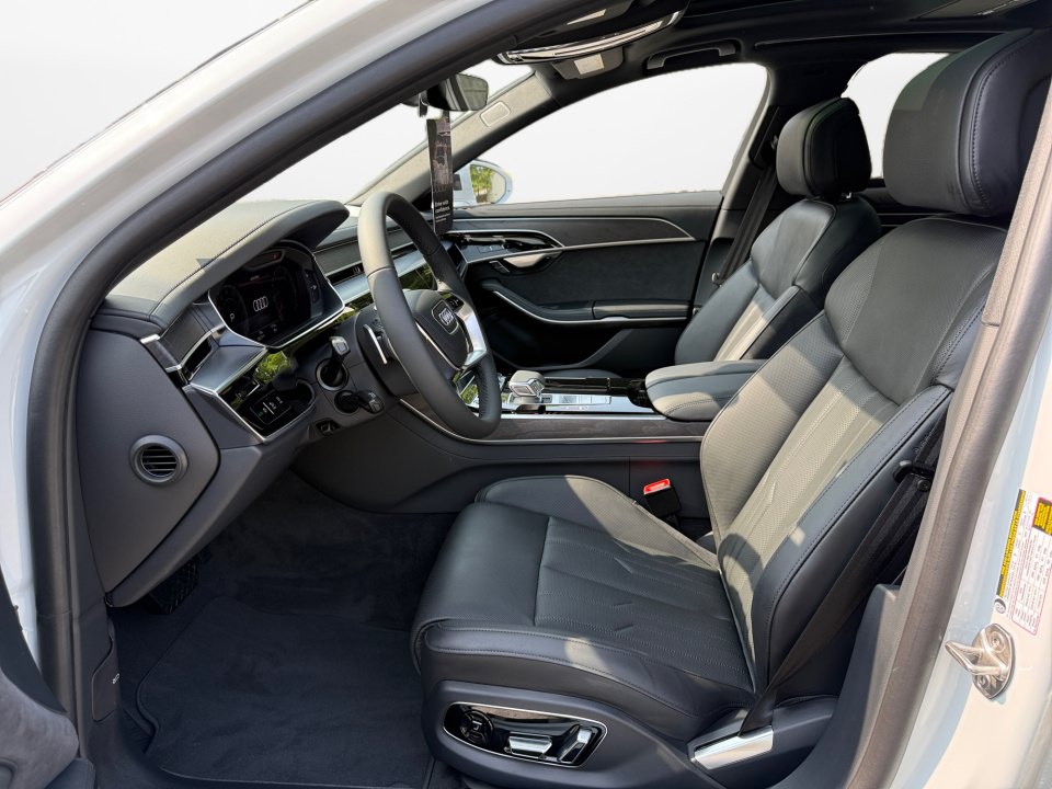 New 2026 Audi A8 L 3.0T AWD/4WD image 9