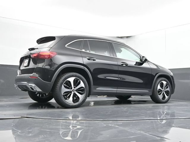Used 2025 Mercedes-Benz GLA 250 4MATIC image 43
