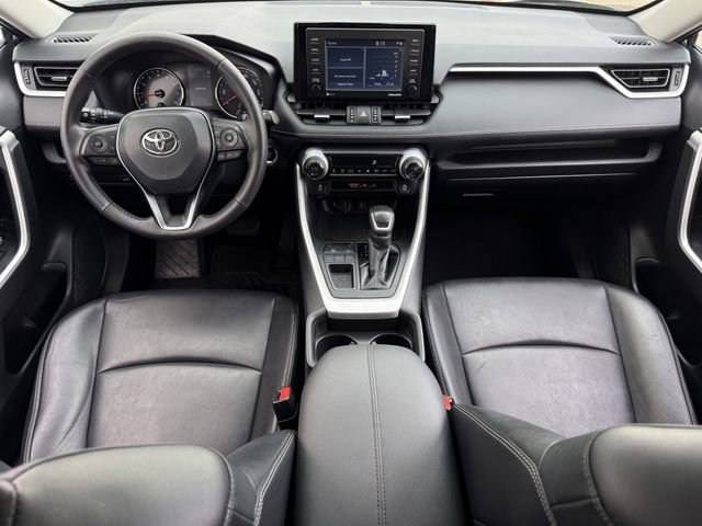 Used 2021 Toyota RAV4 XLE Premium FWD image 11