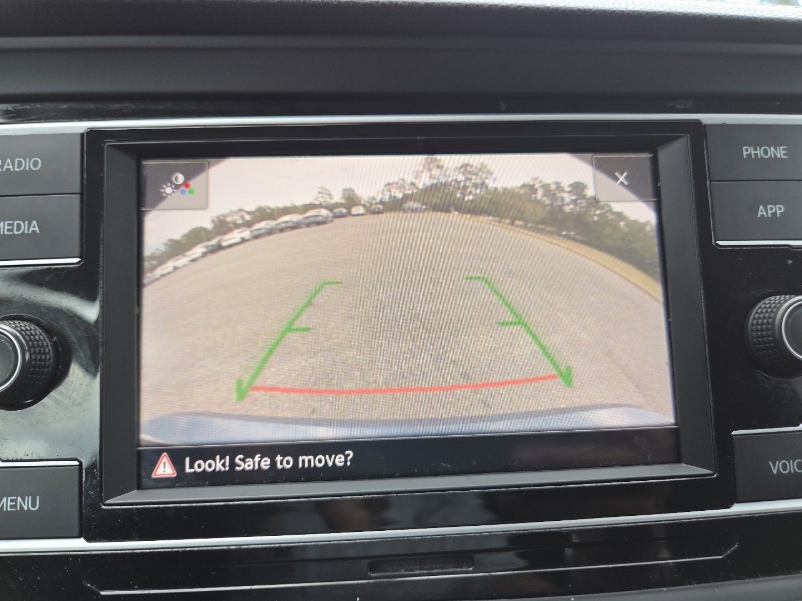 Used 2021 Volkswagen Jetta S w/ Driver Assistance Package FWD image 6