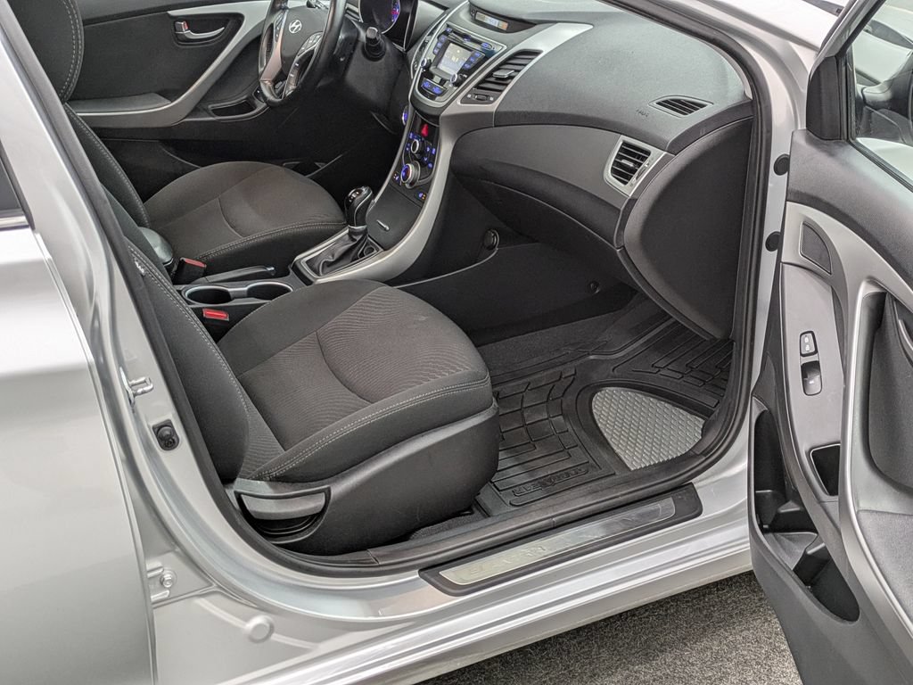 Used 2016 Hyundai Elantra Value Edition FWD image 25