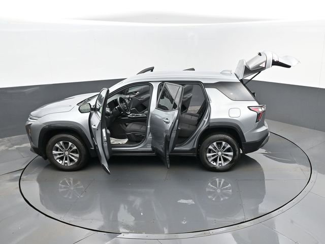 Used 2025 Chevrolet Equinox LT image 27