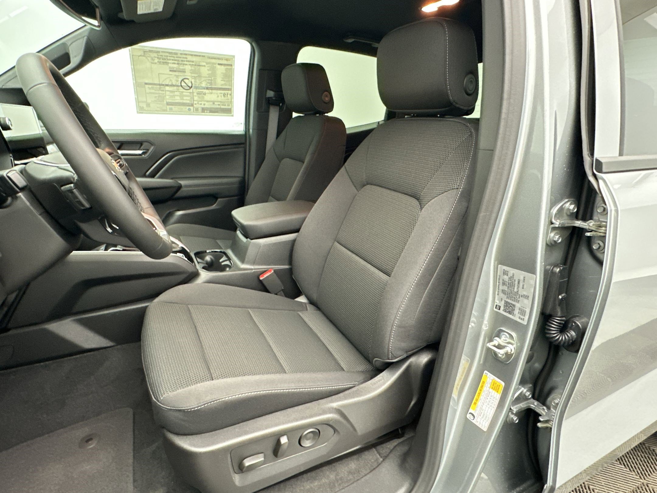 New 2026 Chevrolet Colorado LT image 5