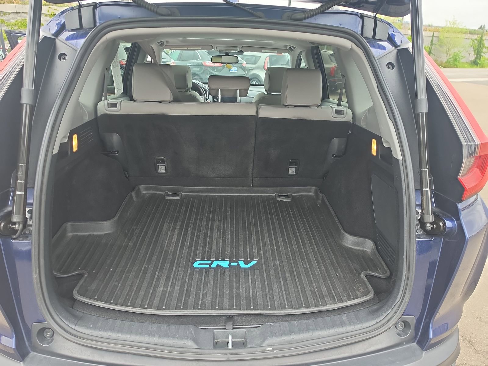 Used 2022 Honda CR-V Touring image 17