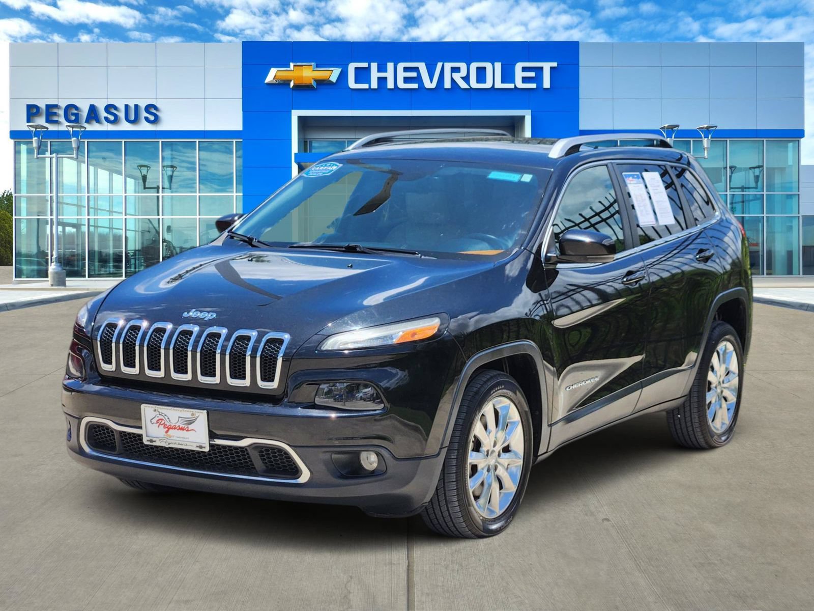 Used 2016 Jeep Cherokee Limited w/ Luxury Group FWD video 2