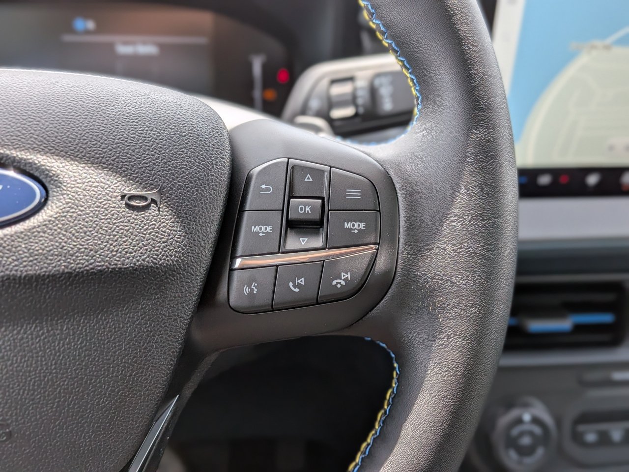 New 2026 Ford Maverick Lobo AWD/4WD image 35