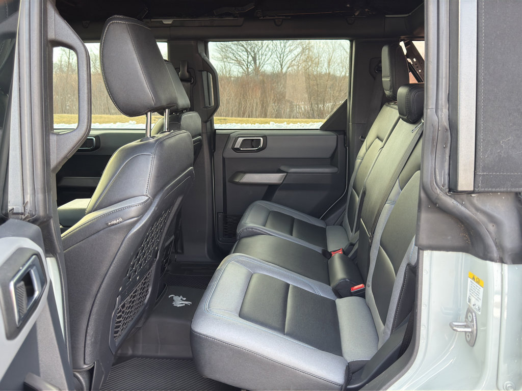Used 2022 Ford Bronco Black Diamond w/ Sasquatch Package image 35