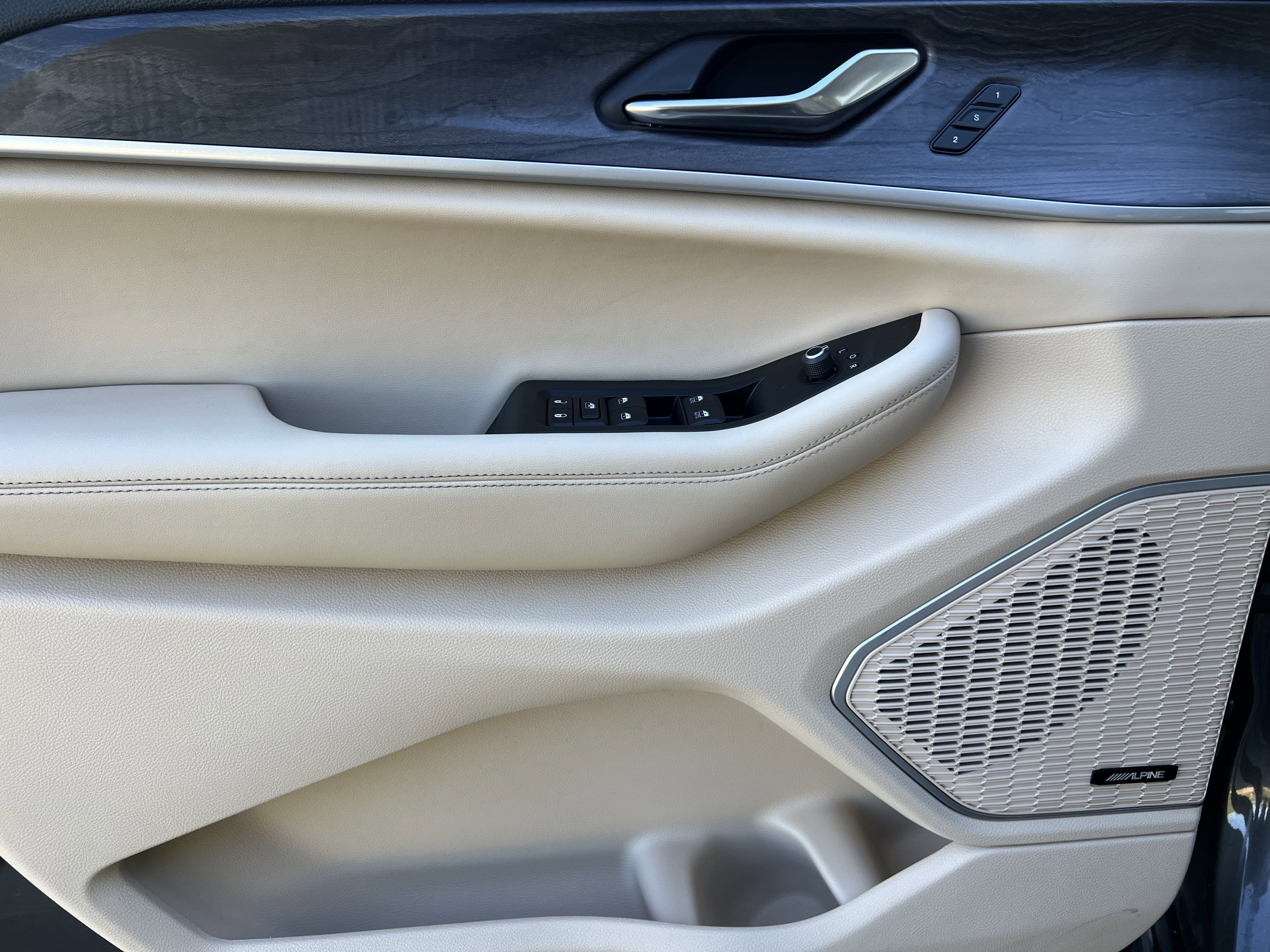 Used 2021 Jeep Grand Cherokee L Limited image 14