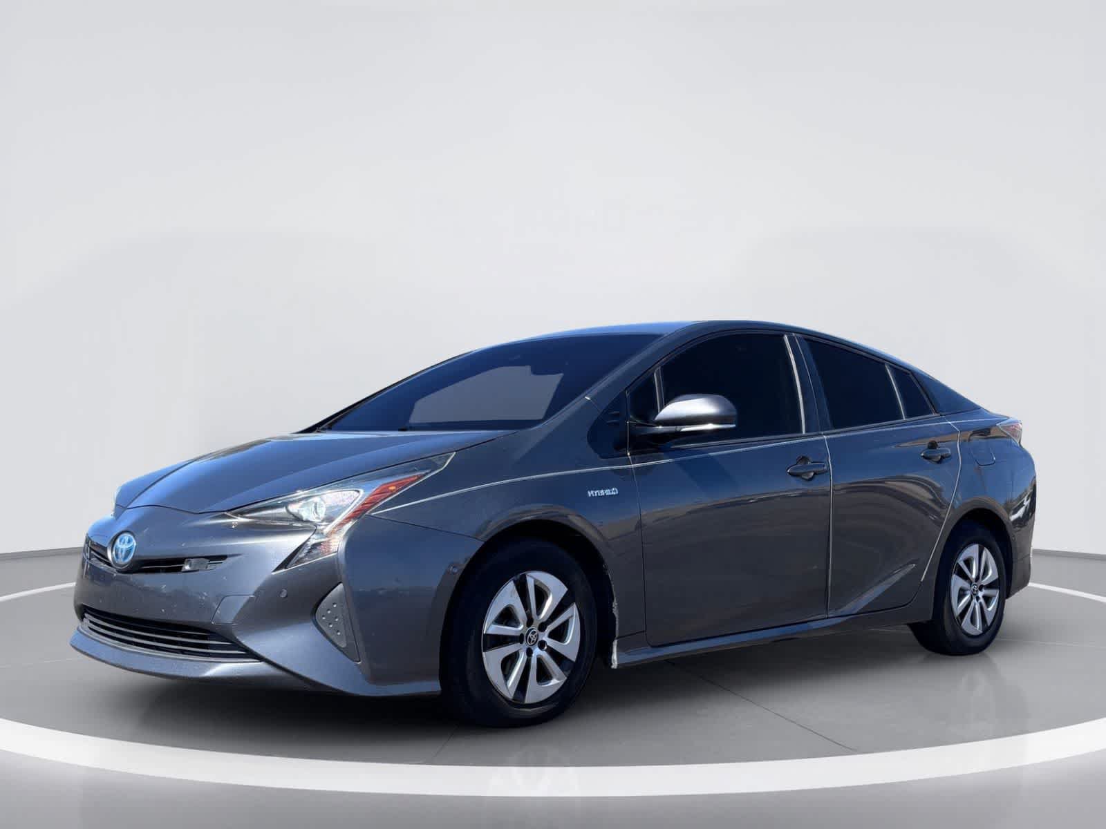 Used 2017 Toyota Prius Two w/ Prius Two Safety Plus Package FWD image 2