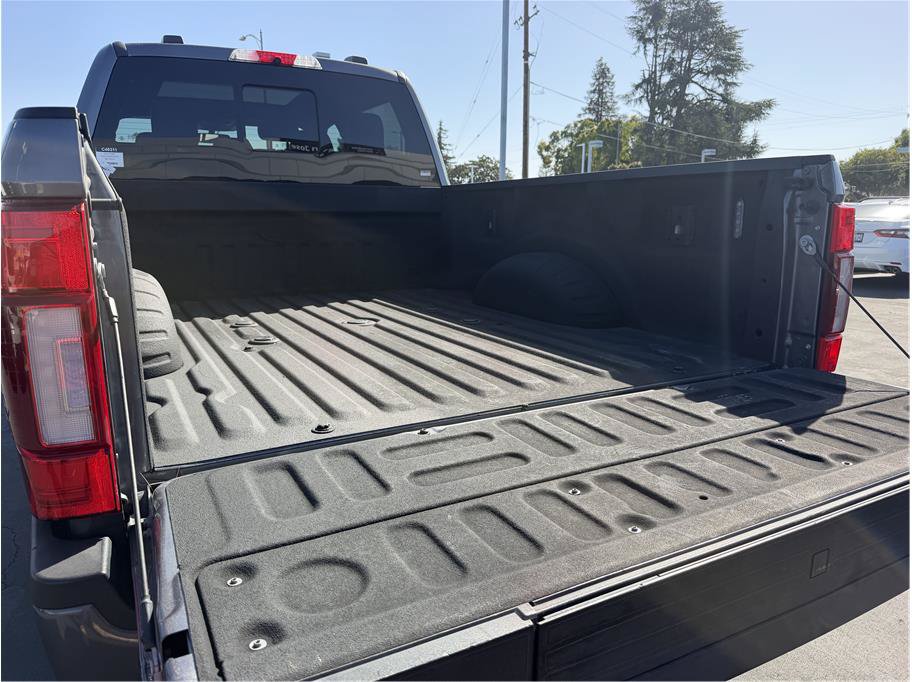 Used 2022 Ford F250 Lariat w/ Tremor Off-Road Package AWD/4WD image 40