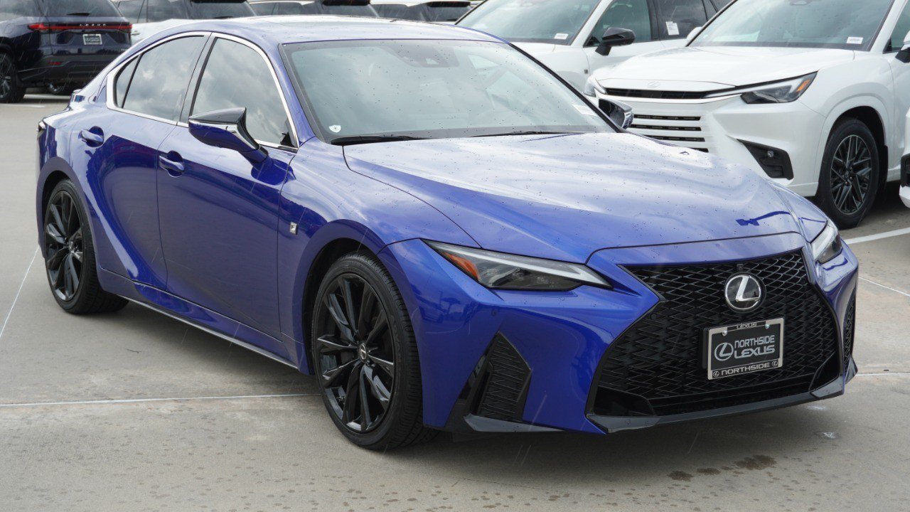 Certified 2023 Lexus IS 350 F Sport RWD image 3