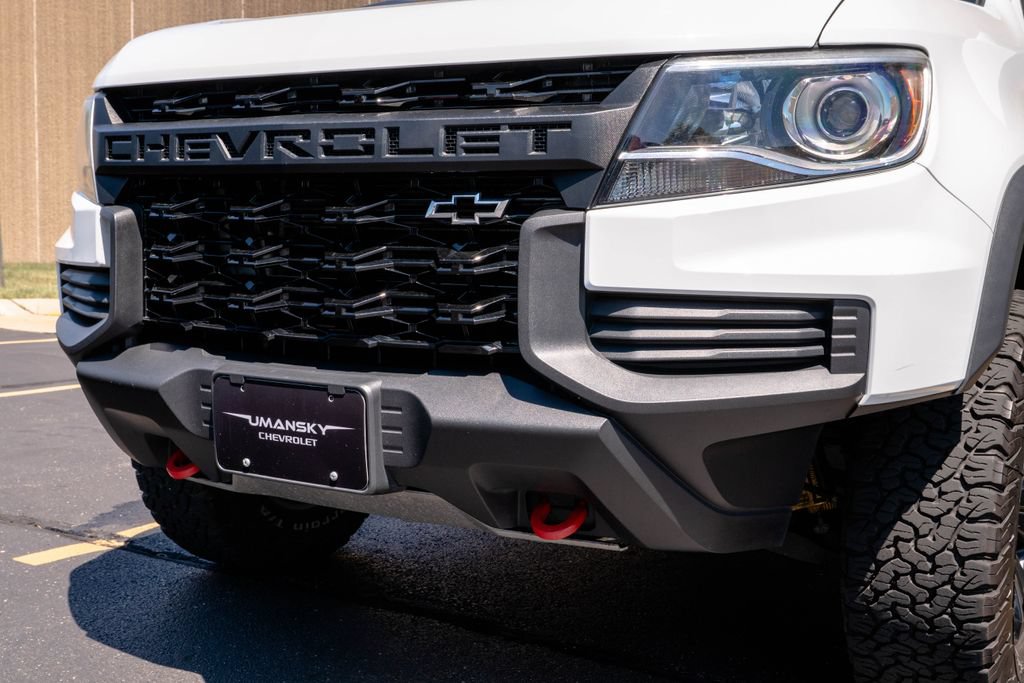 Certified 2021 Chevrolet Colorado ZR2 w/ ZR2 Dusk Special Edition AWD/4WD image 11