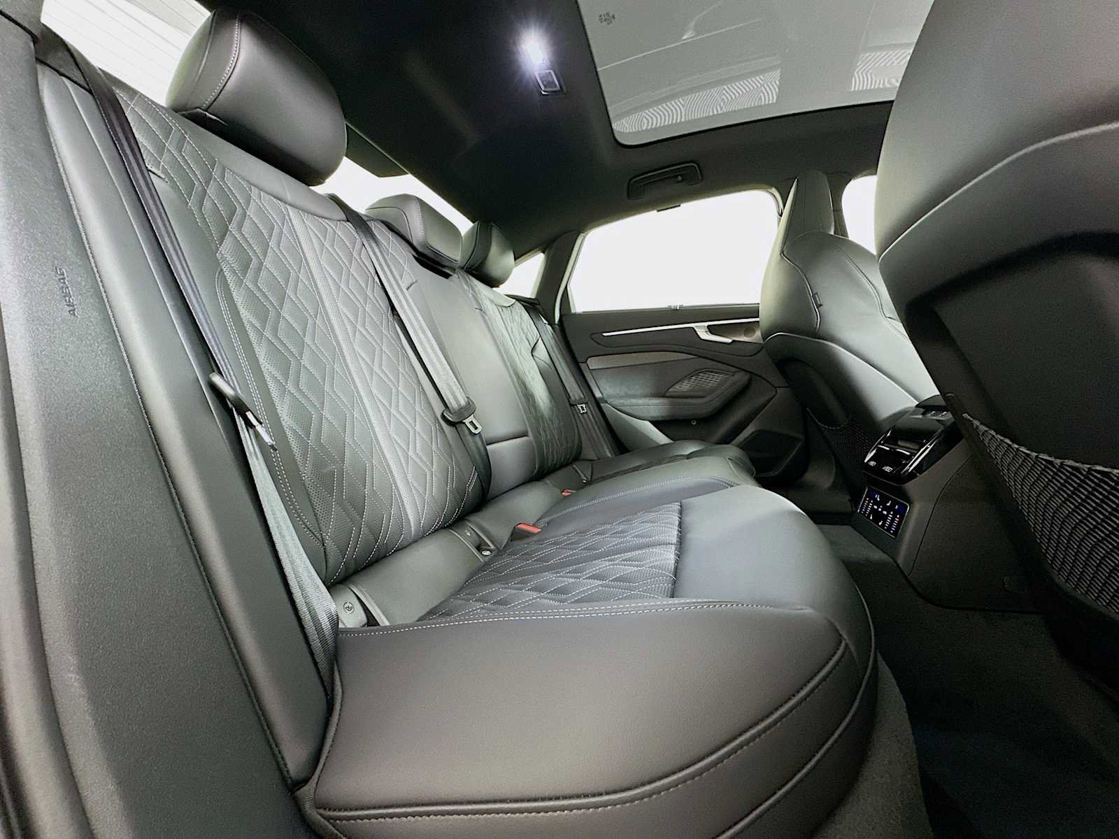 New 2026 Audi A6 Prestige image 26