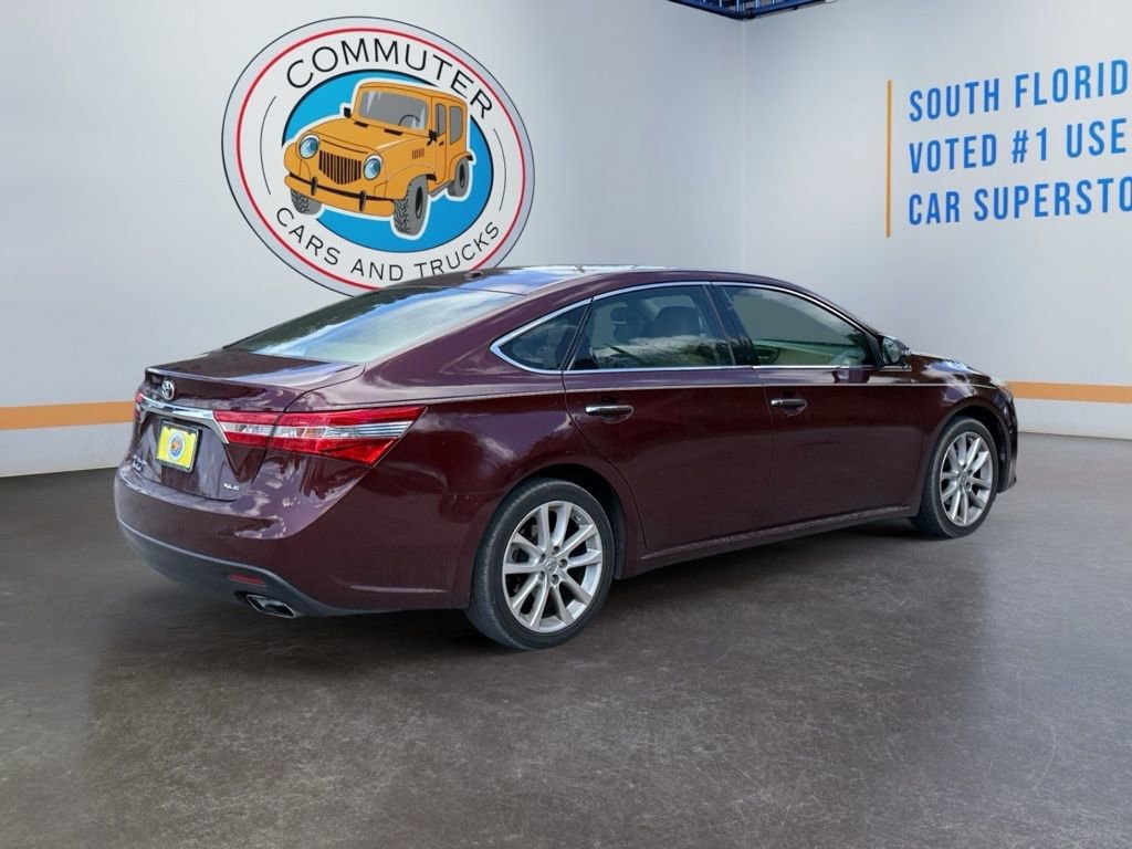 Used 2013 Toyota Avalon XLE Touring FWD image 5
