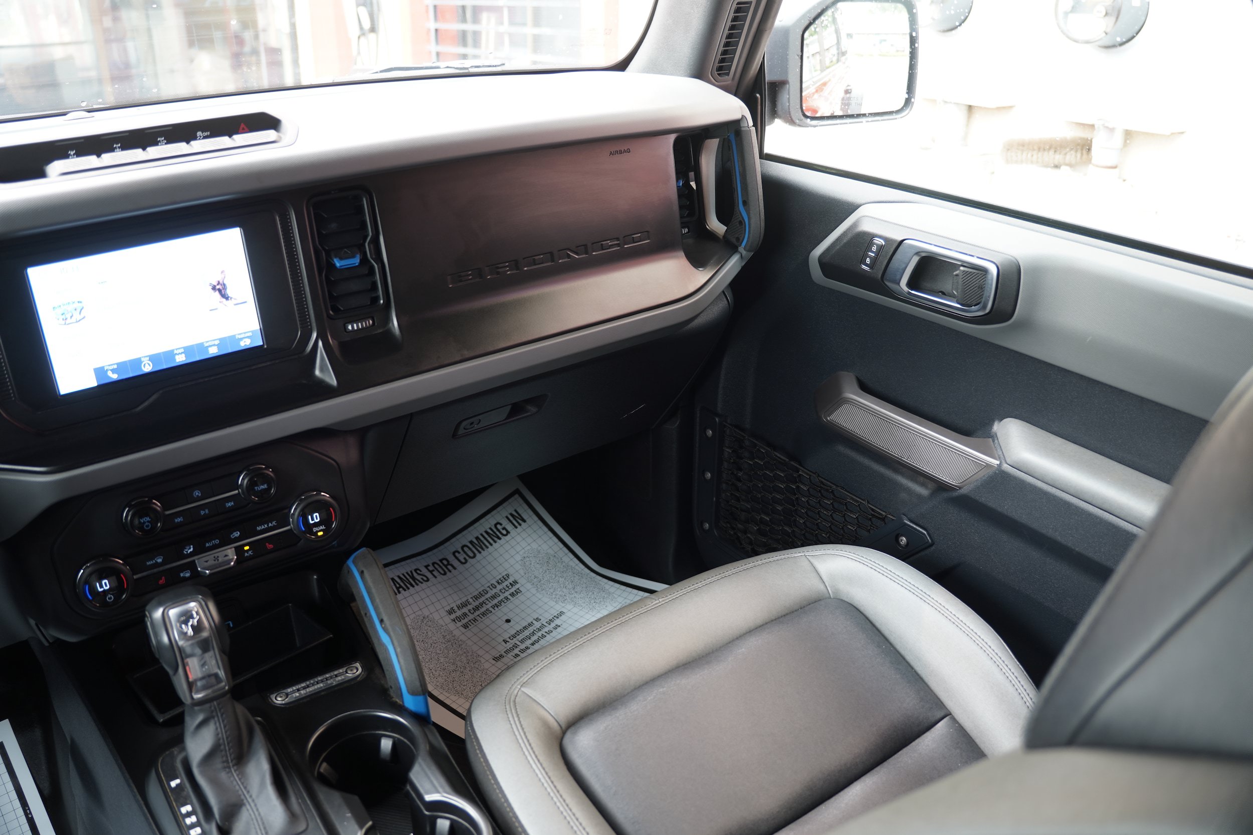 Used 2023 Ford Bronco Black Diamond w/ Sasquatch Package AWD/4WD image 25